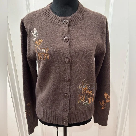 NWT Blu Pepper Brown Cardigan with Embroidered Wildlife - L - Picture 1 of 12